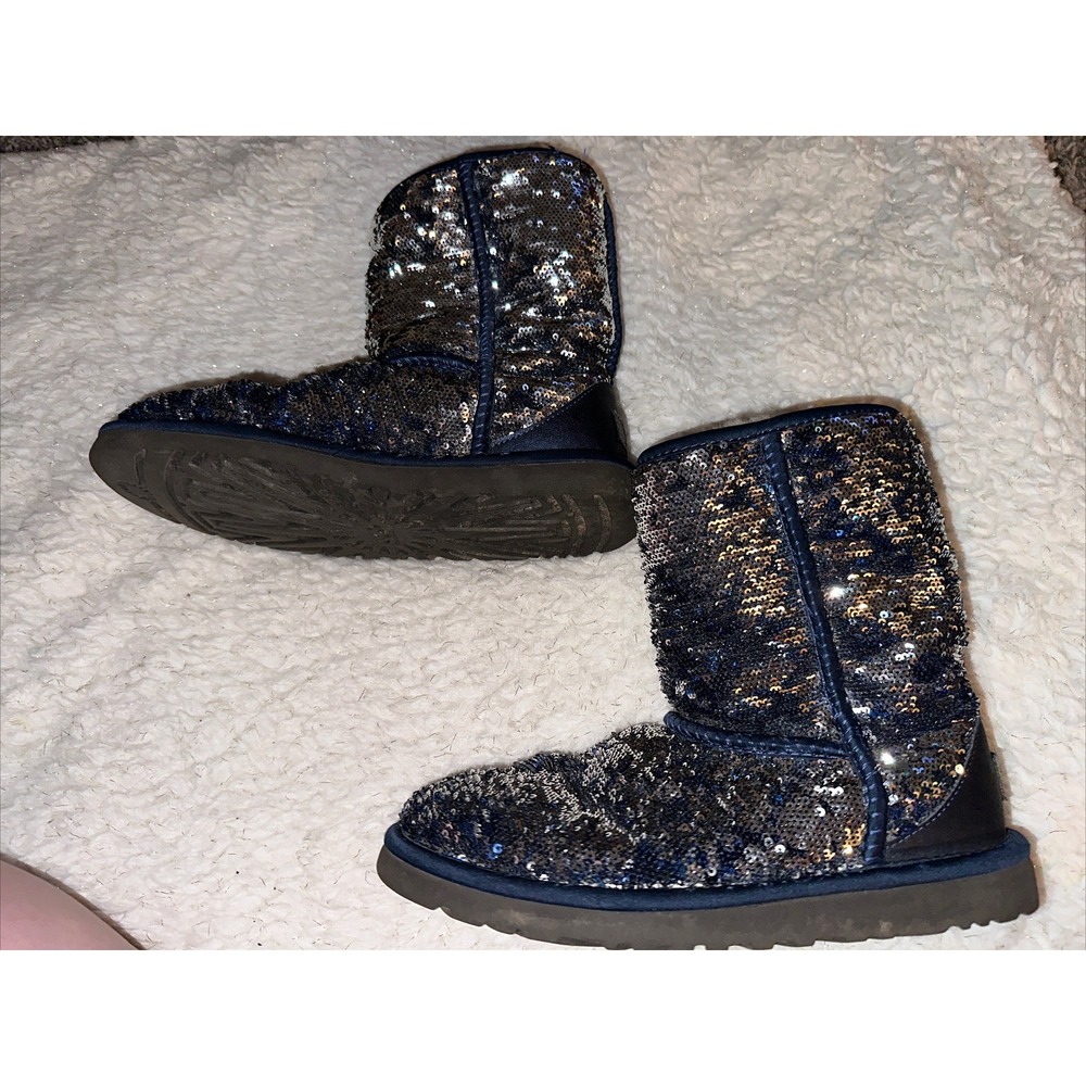UGG WOMENS BLUE SILVER SEQUINS BLING BOOTS RARE HTF SIZE 5